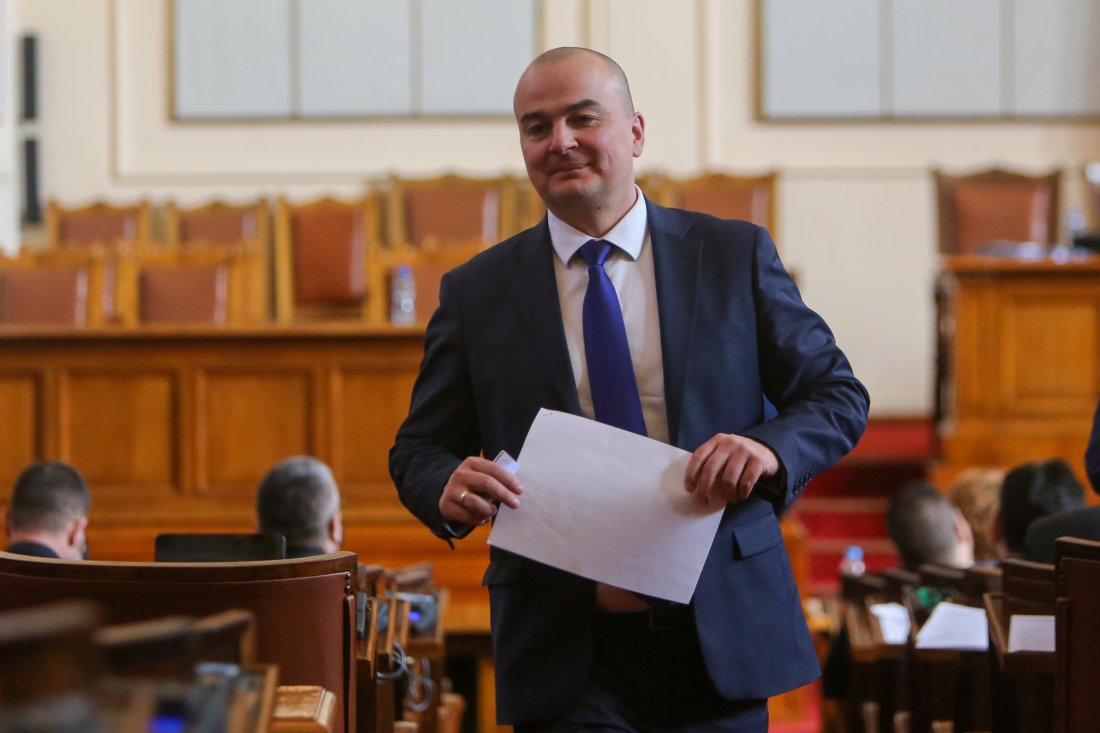 Абровски: Целта на мярката „Кошница с грижа“ е да покаже солидарността на правителството с гражданите на България и особено тези, които са в най-уязвимата социална група